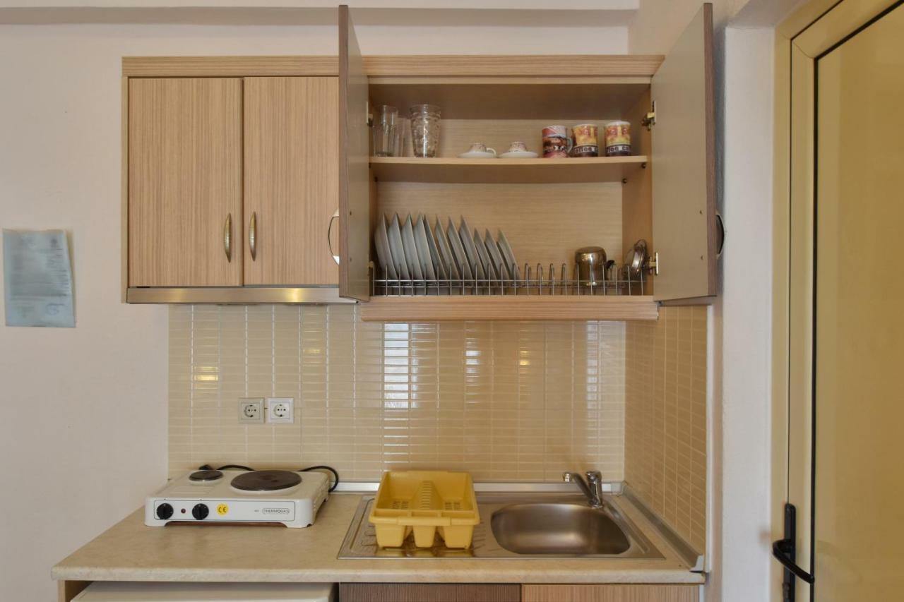 Aigli Rooms Leptokaryá Luaran gambar